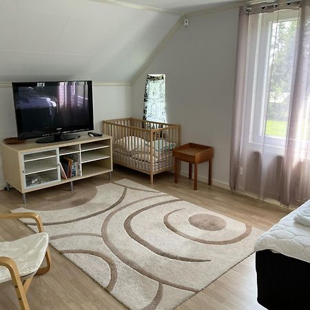 Welcome To Vimmerby Where You Live Close To Nature In A Quiet Environment But Still Close To Astrid Lindgren'S World Villa Eksteriør bilde
